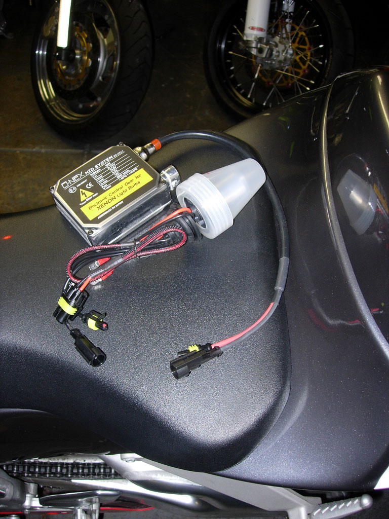 Hid lamp best sale for bike