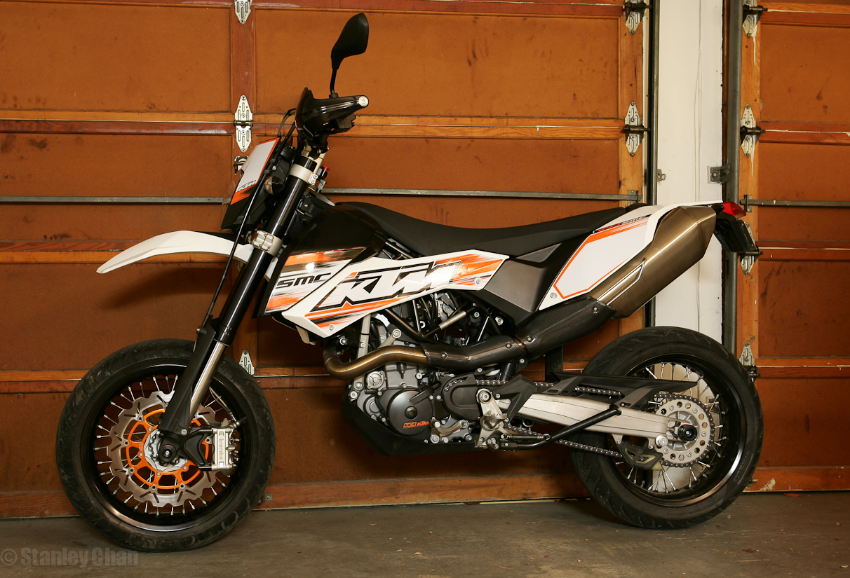 ktm690.jpg